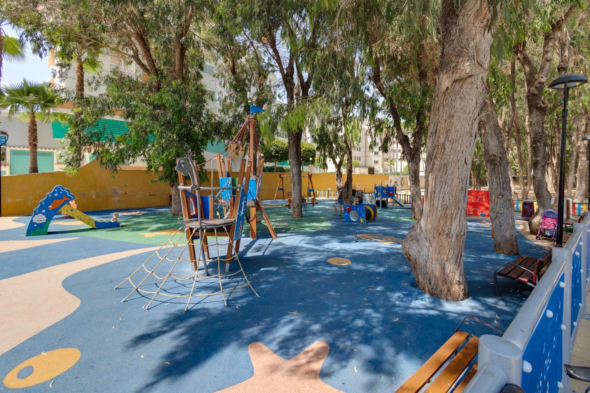 Apartamentos Oasis El Albir Eksteriør billede
